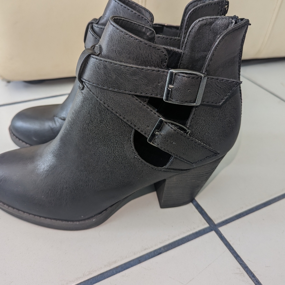 Black Booties